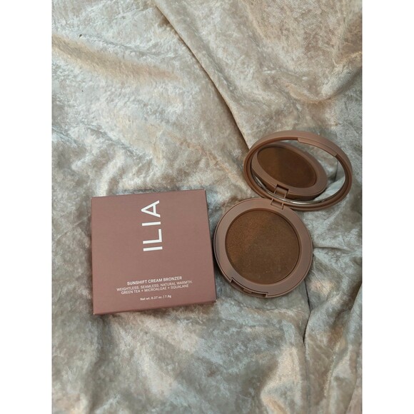 Ilia bronzer eclipse 7.8g - Picture 2 of 4